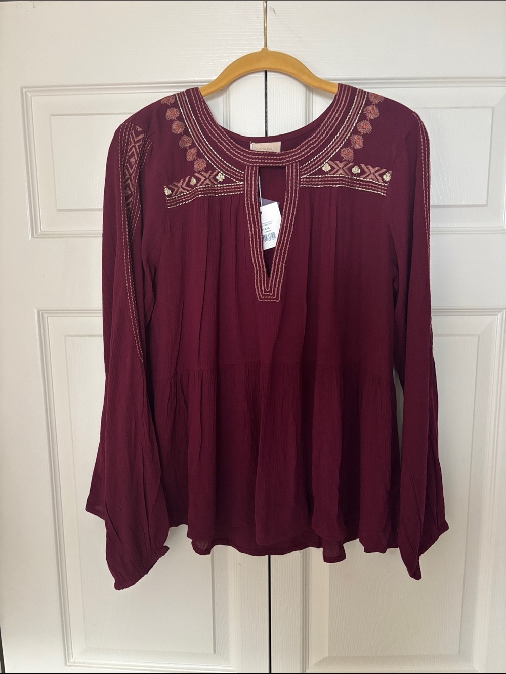 NKN/Nekane Embroidered Long-Sleeve Peasant Boho Top  NWT Burgundy Small